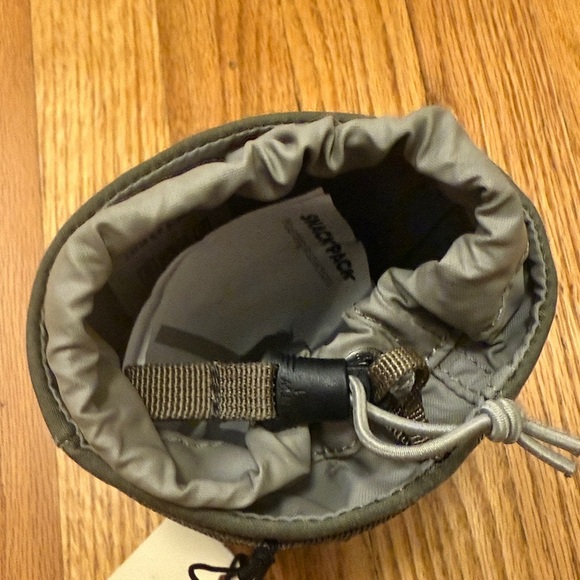 Fjällräven Specialized Muted Green Snack Bag Pouch NWT - Picture 3 of 3